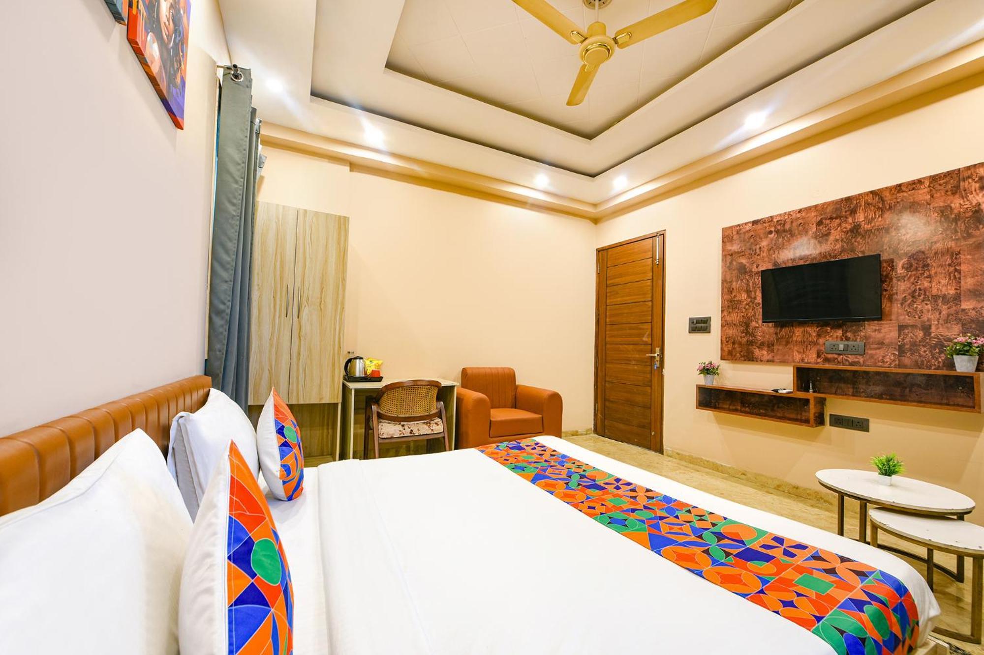 Fabhotel Vibe ノイダ エクステリア 写真